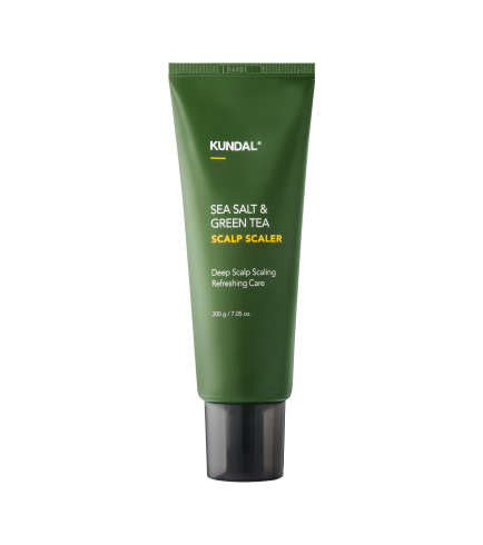 Kundal Sea Salt & Green Tea Scalp Scaler Herb Mint Сольовий скраб для шкіри голови з чайним деревом та м’ятою, 200 г